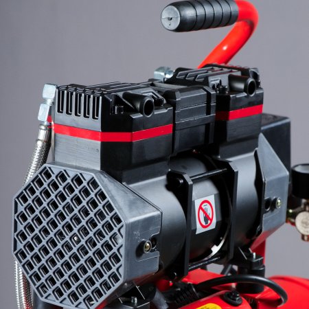 Компрессор безмасляный малошумный FUBAG Свободный Воздух (Free Air) 170/9/1.5 S в Новокузнецке фото